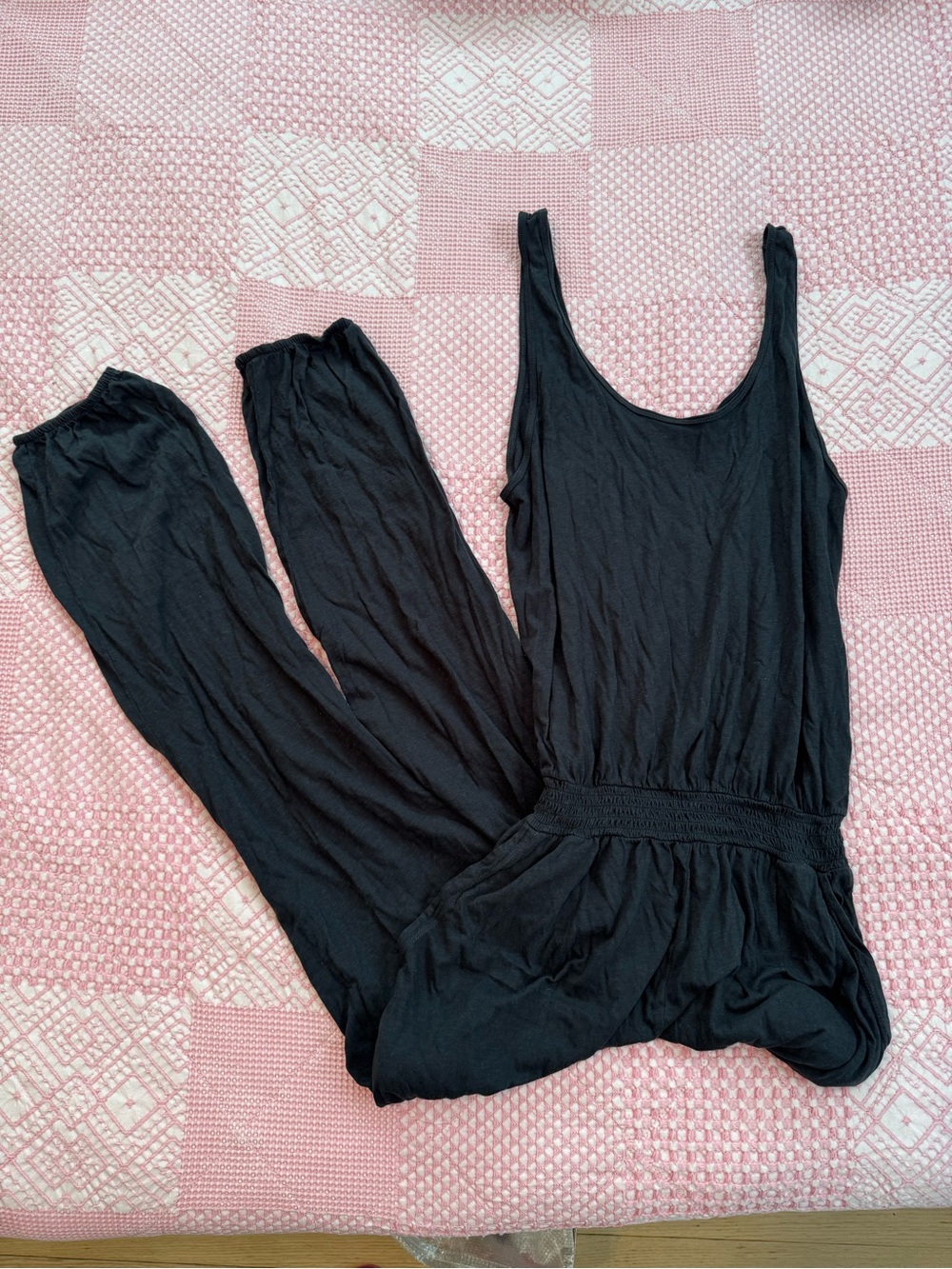 Aerie BlackSleeveless Jumpsuit - M